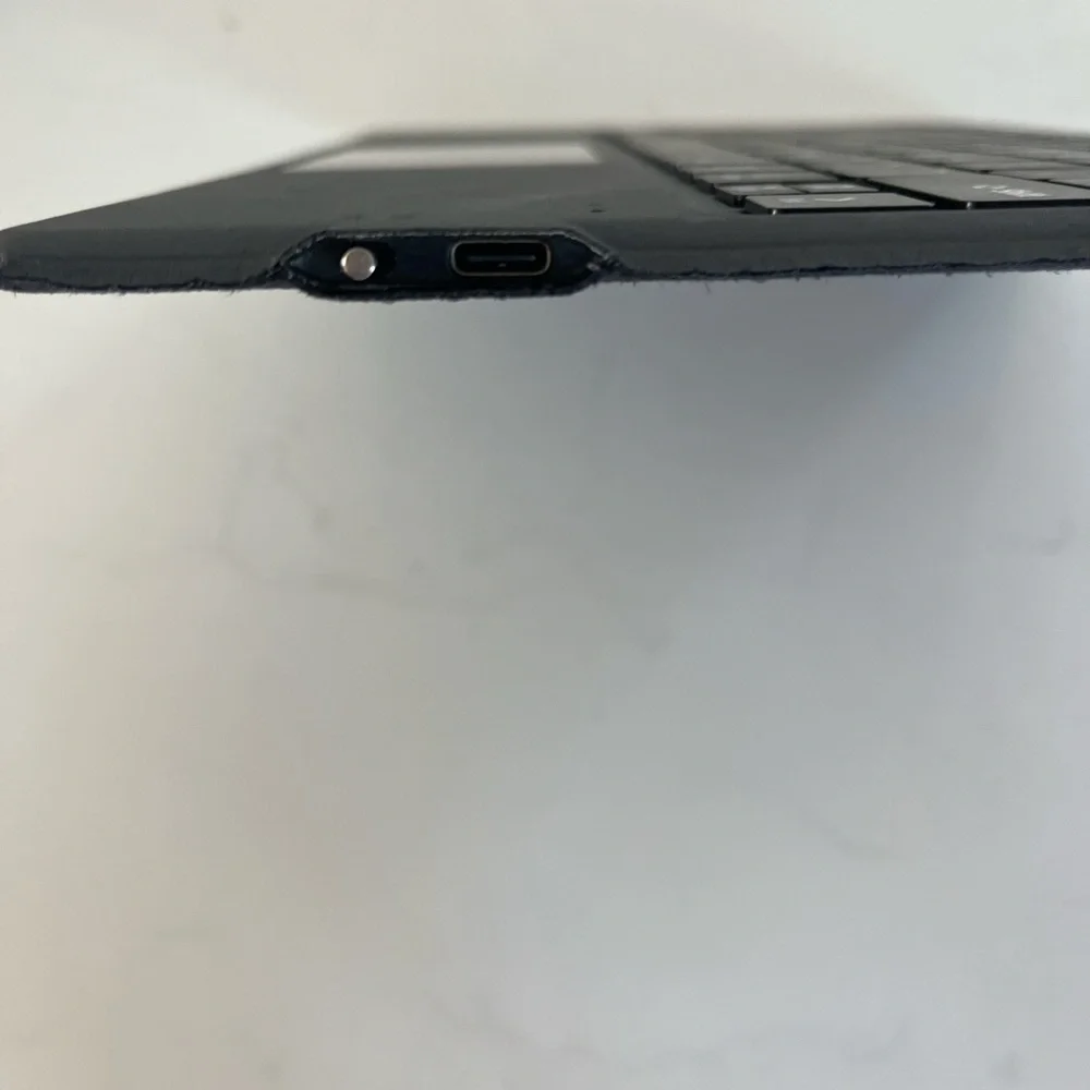 Amazon Gray Tablet Keyboard with Touchpad